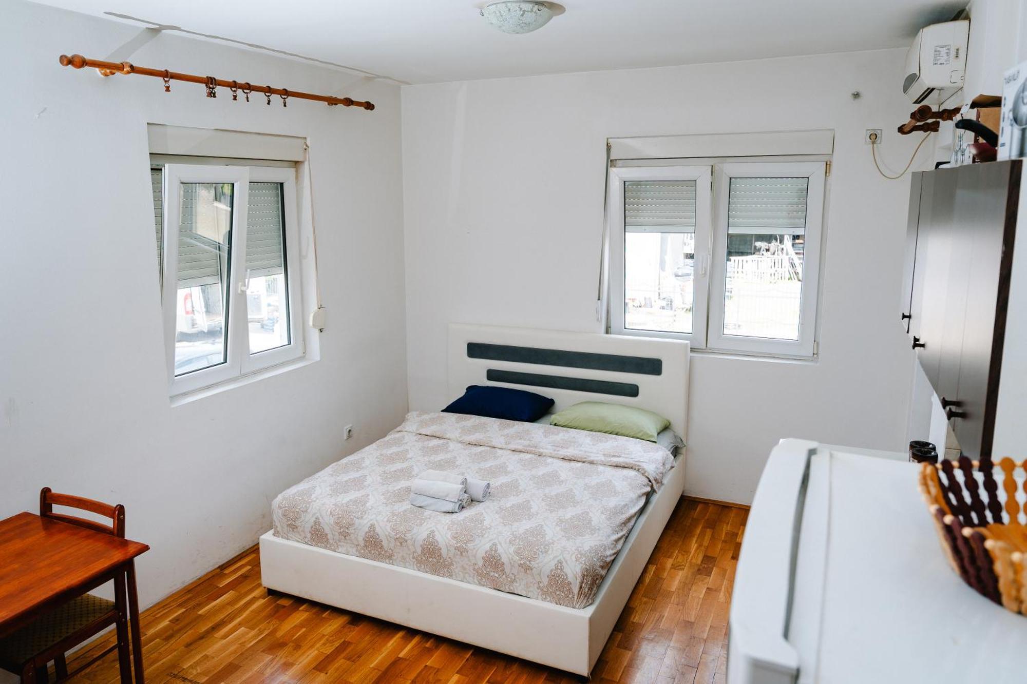 Stex Apartment